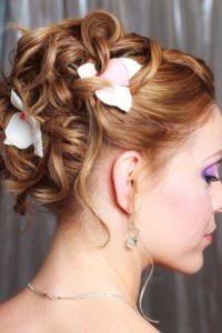 2014-hair-trends-fashions-classic-bridal-hair-style-wedding-hair-ladies