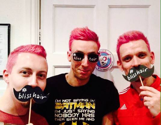 Pretty in Pink – 3 brave guys… one great cause!