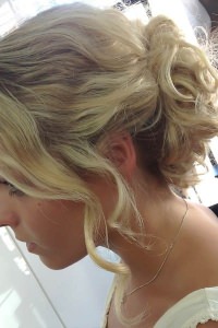 wedding-hair-blonde-bridal-hair-up