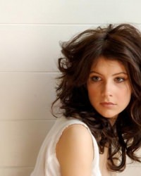 curls-hair-wavy-brown