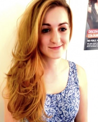long-flowing-hair-curly